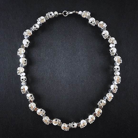 20” Silver Skull & Hematite Beaded Necklace Chain - Picture 2 of 5